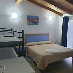 Ca Thomas 4*