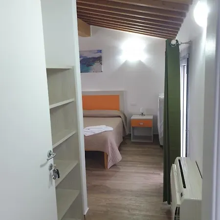 Ca Thomas بيت ضيافة 4*