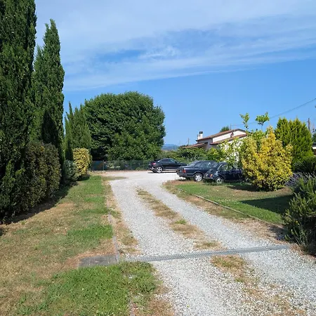 Ca Thomas Pensión Castelnuovo Magra